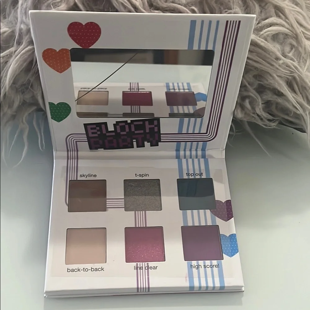 TETRIS x Ipsy eyeshadow palette - Multicolor